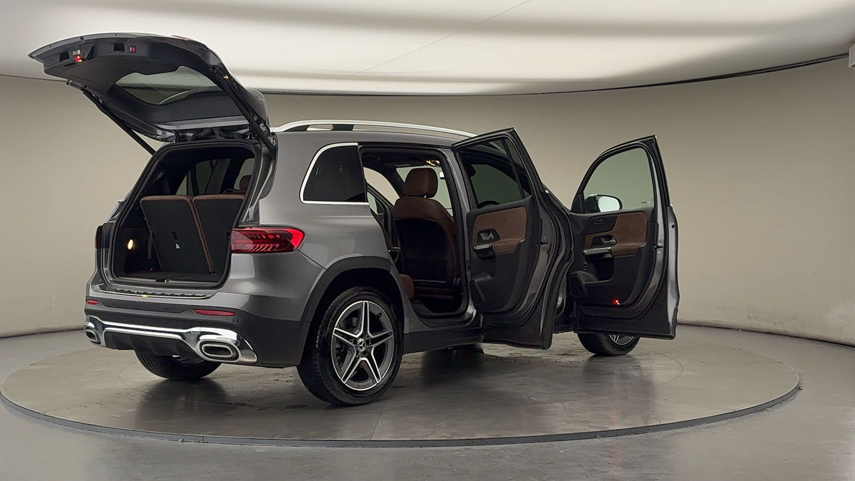 More views of Mercedes-Benz GLB