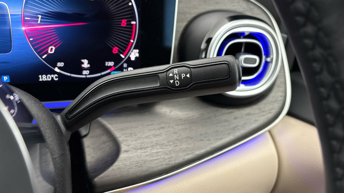 Mercedes-Benz V Class Image 6