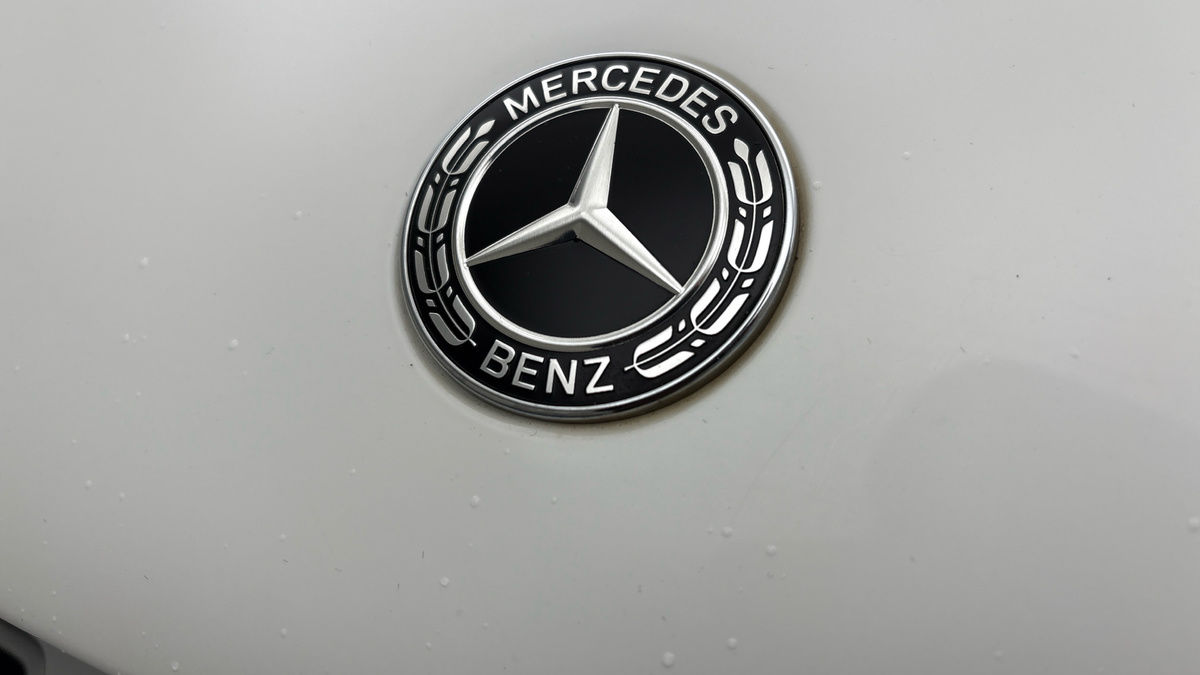 Mercedes-Benz GLA Image 24