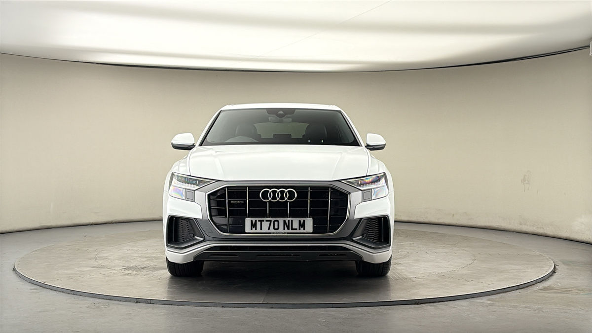 Audi Q8 Image 3