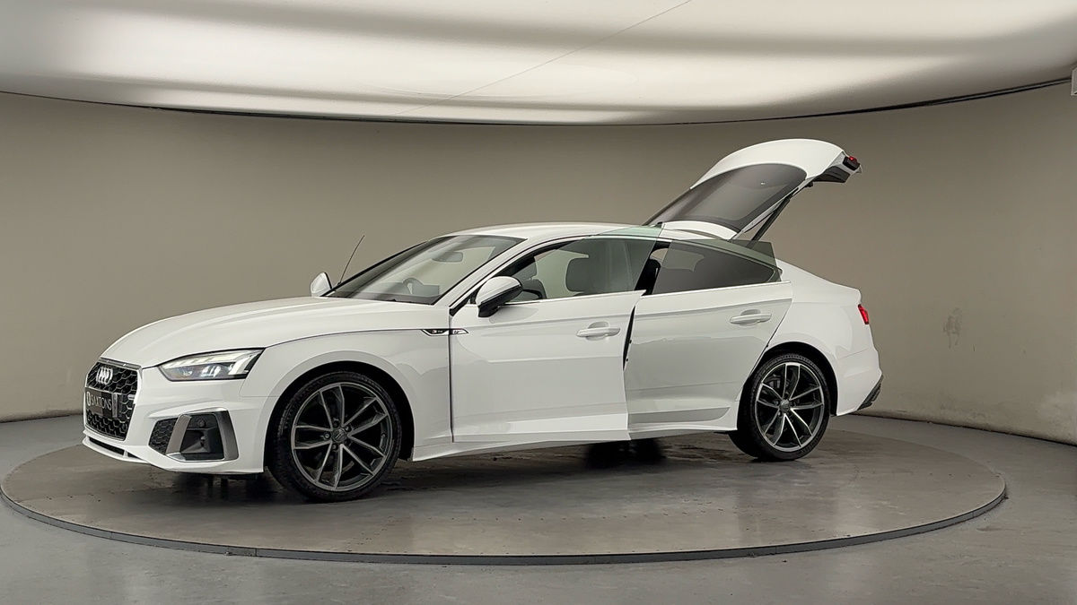 More views of Audi A5