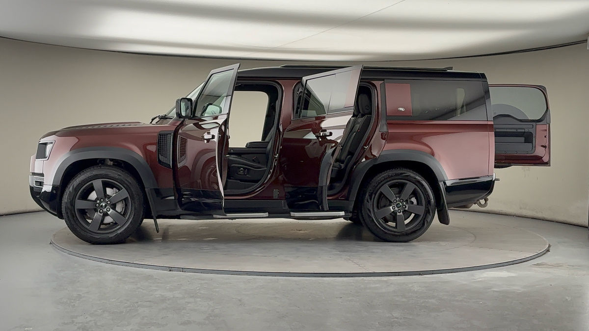 More views of Land Rover Defender 130