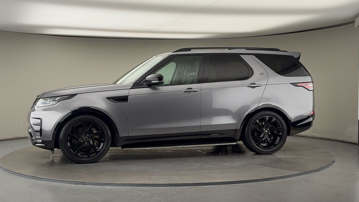 More views of Land Rover Discovery