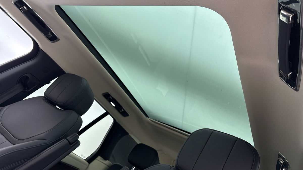 Land Rover Range Rover Image 6