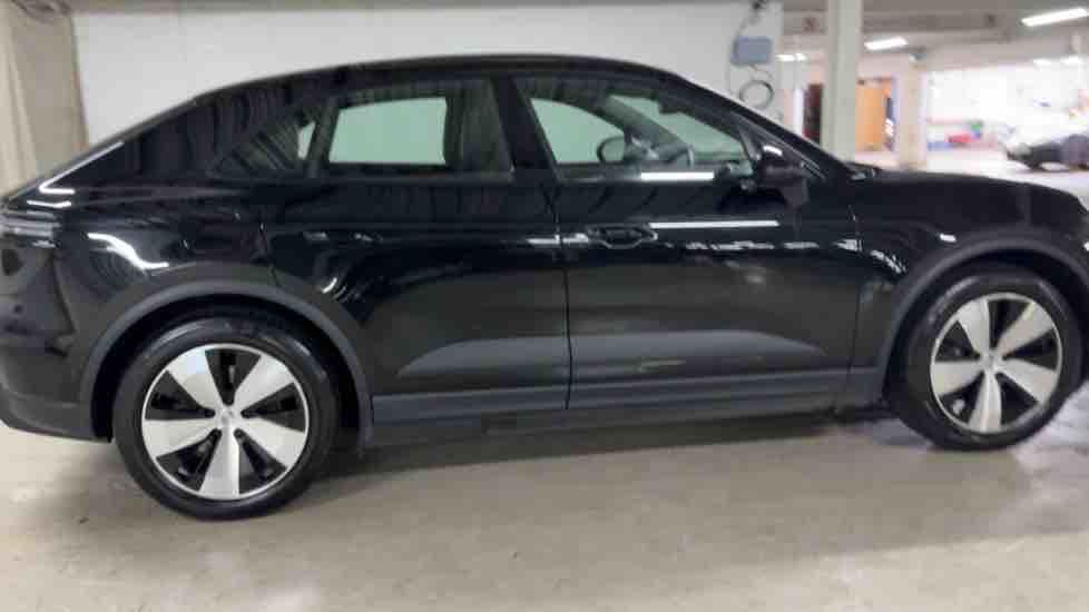 More views of Porsche Macan