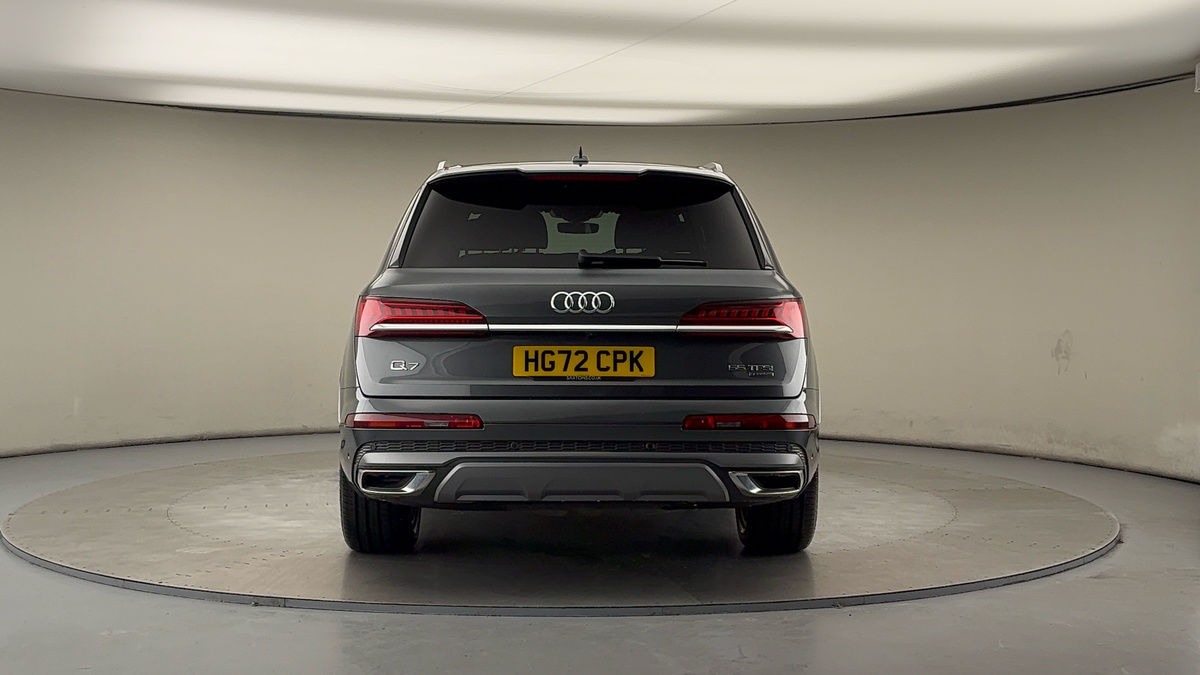 Audi Q7 Image 4