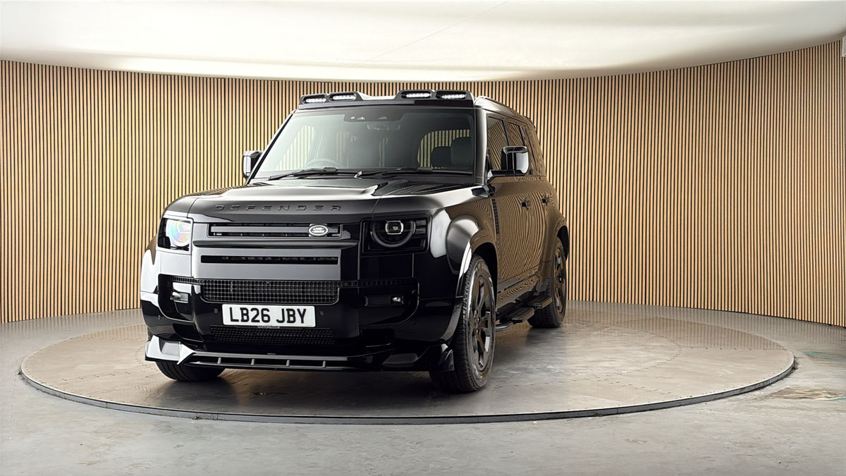 More views of Land Rover Defender 110