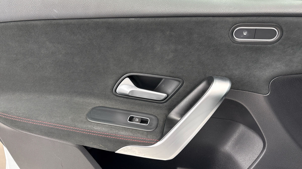 Mercedes-Benz A Class Image 19