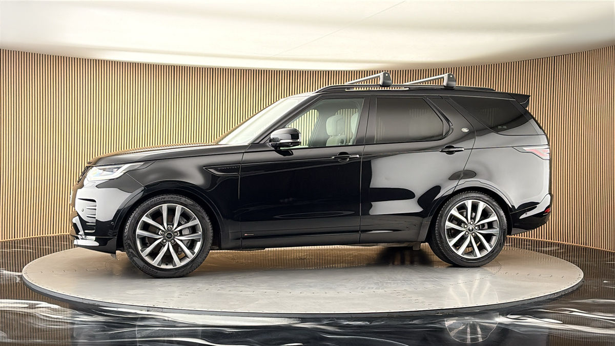 More views of Land Rover Discovery