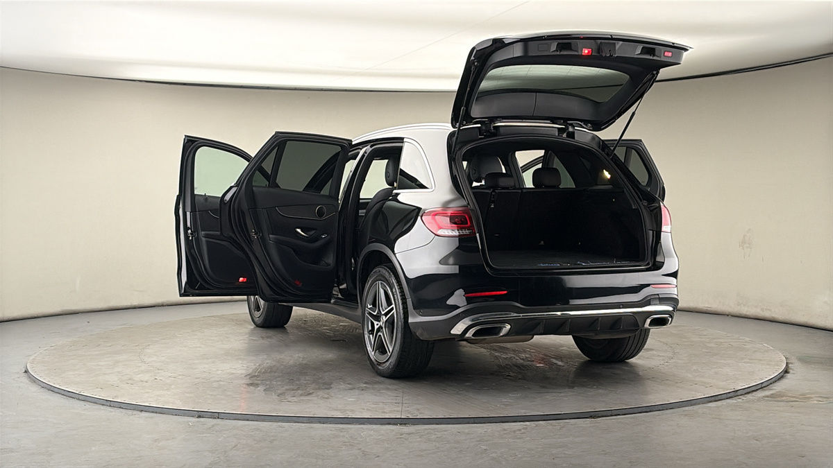 More views of Mercedes-Benz GLC