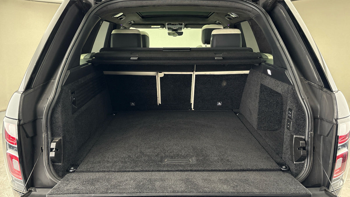Land Rover Range Rover Image 11