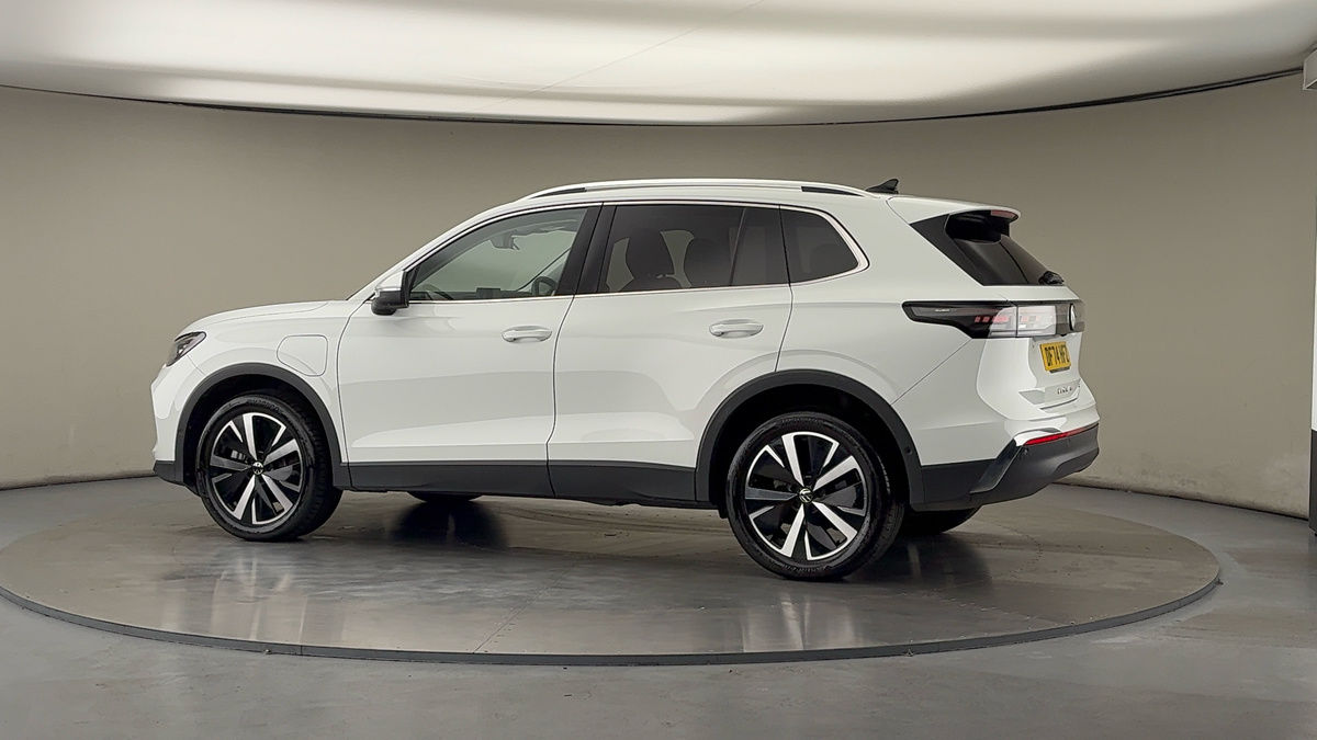 More views of Volkswagen Tiguan