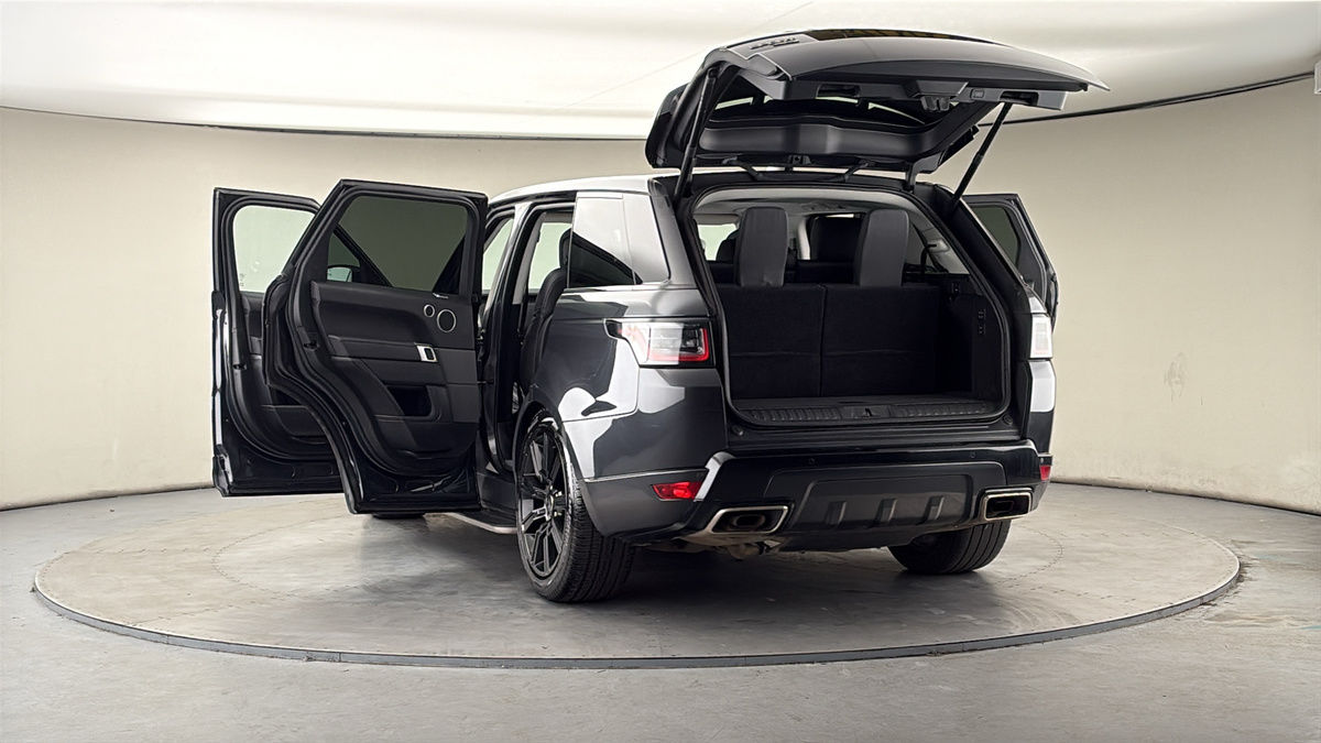 More views of Land Rover Range Rover Sport