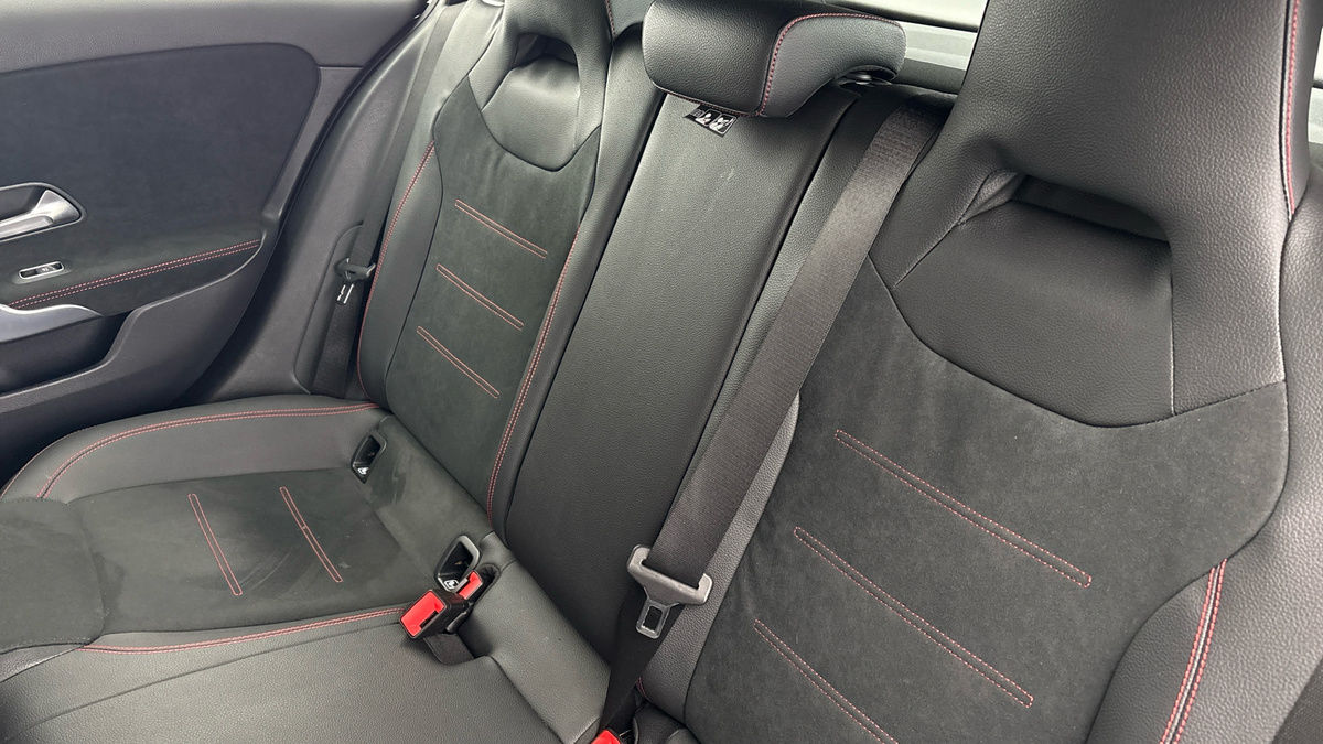 Mercedes-Benz A Class Image 8