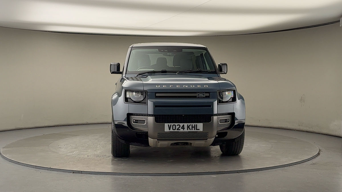 More views of Land Rover Defender 90