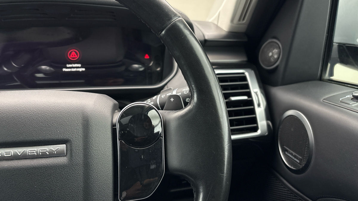 Land Rover Discovery Image 14