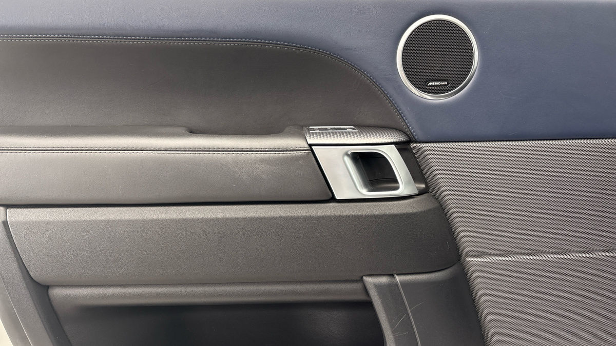 Land Rover Range Rover Sport Image 19