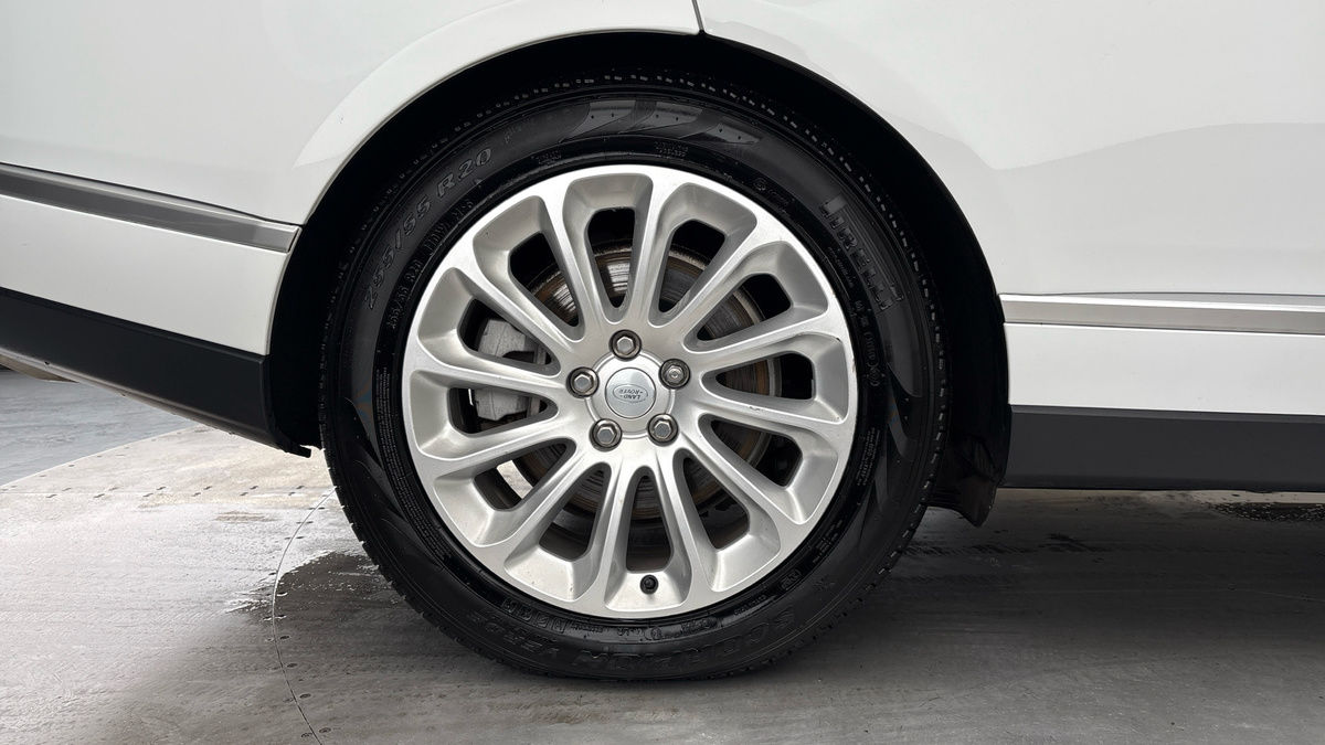 Land Rover Range Rover Image 10