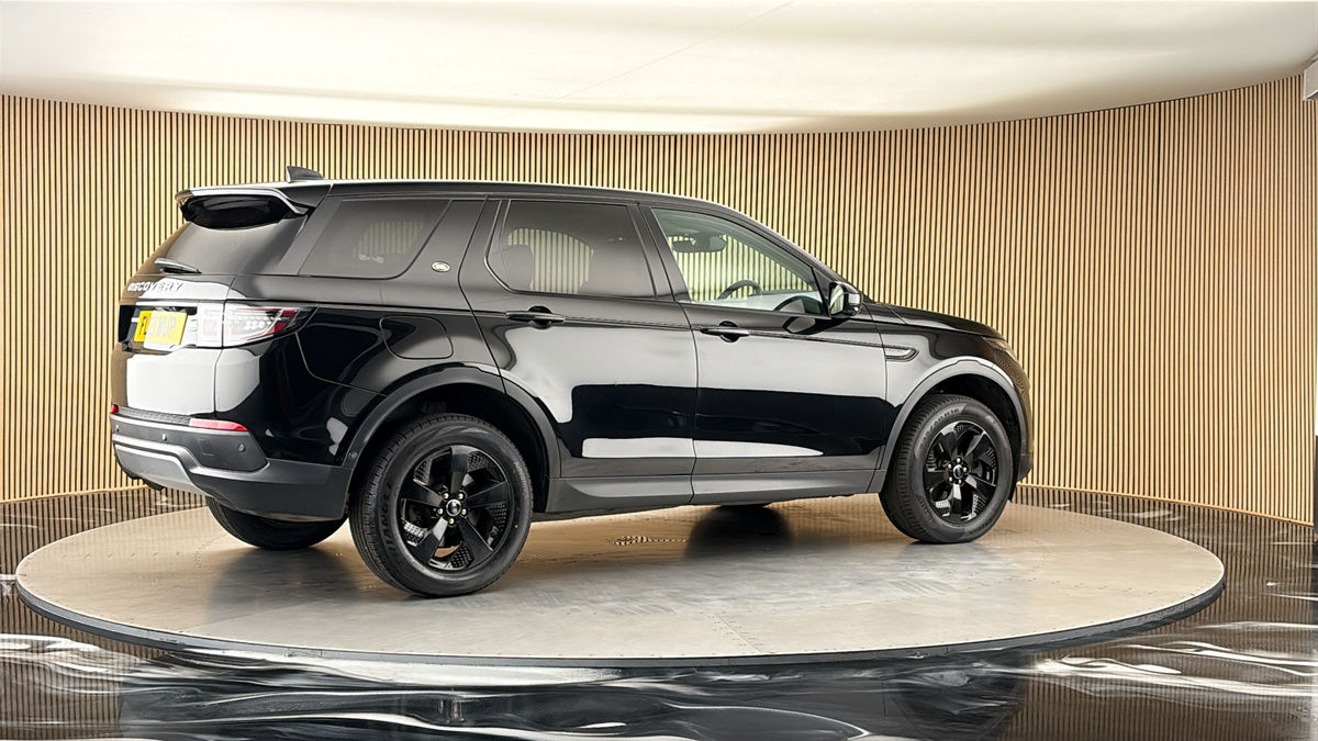 More views of Land Rover Discovery Sport