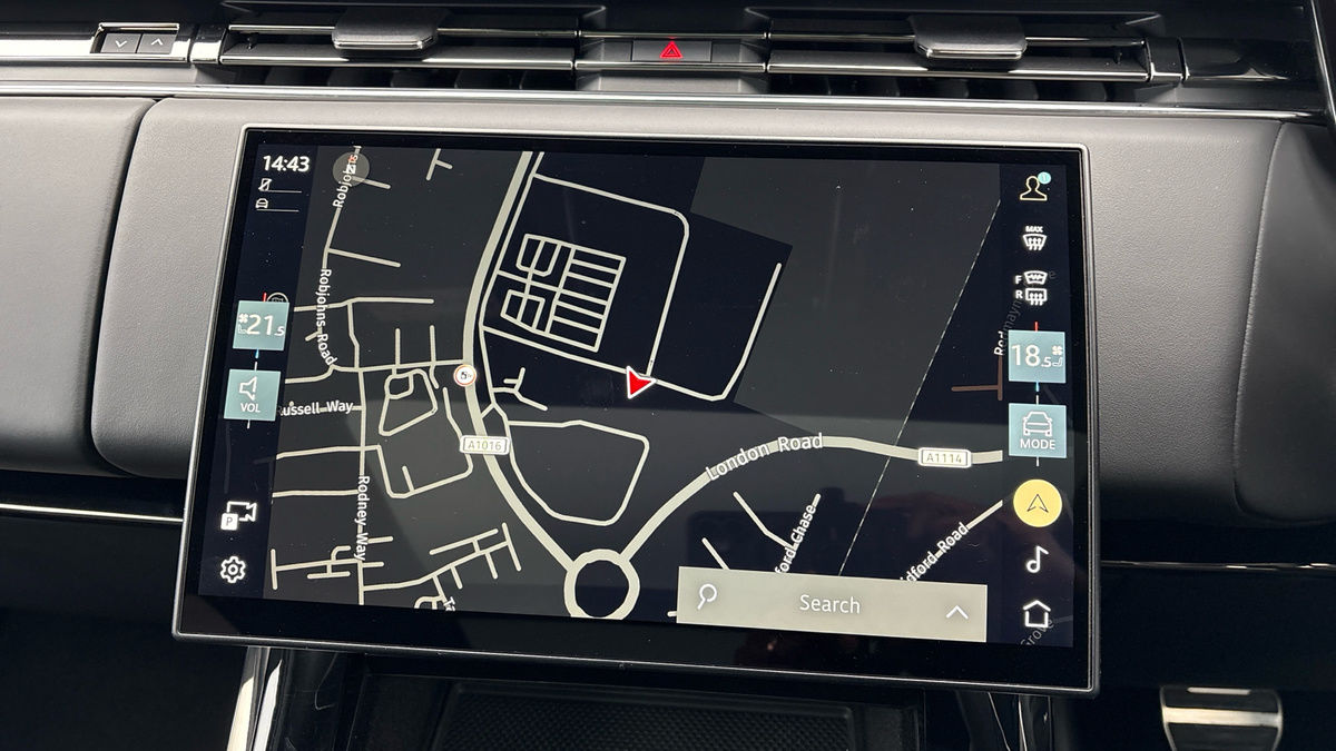 Land Rover Range Rover Sport Image 17