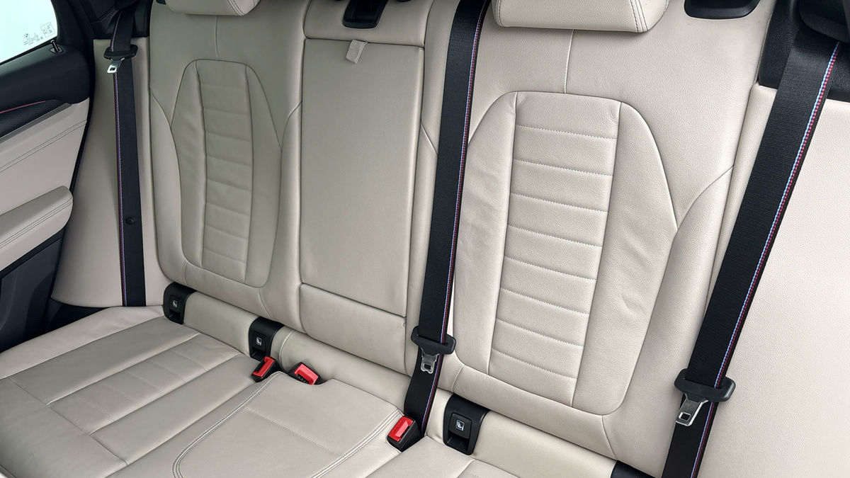 BMW X3 Image 8