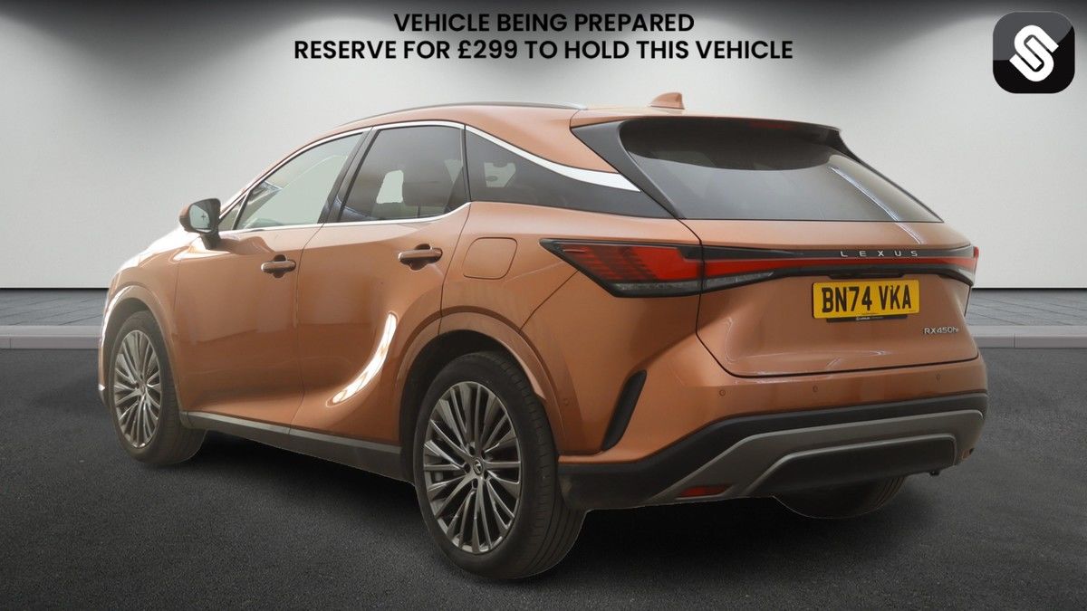 Lexus RX Image 3