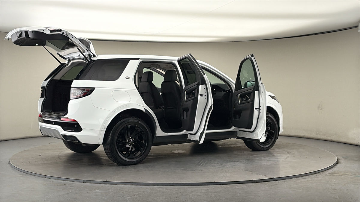 More views of Land Rover Discovery Sport