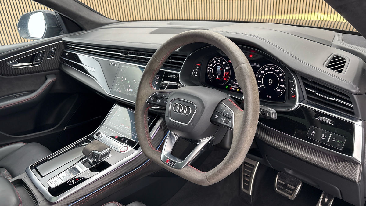 Audi RSQ8 Image 5