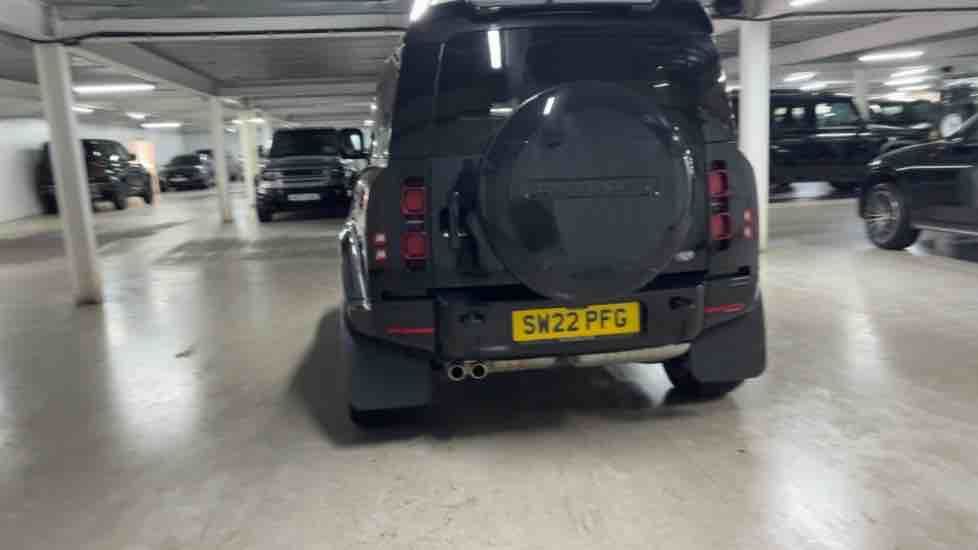 More views of Land Rover Defender 90