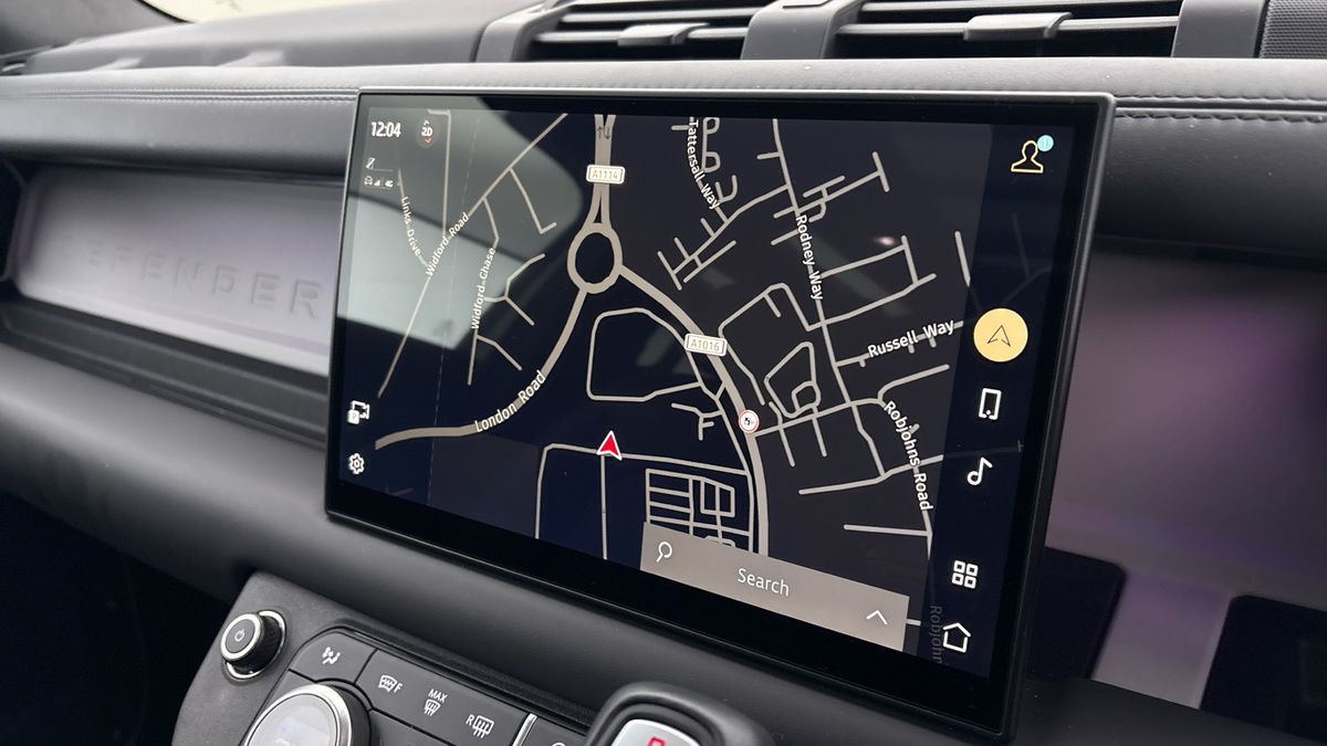 Land Rover Defender 90 Image 17