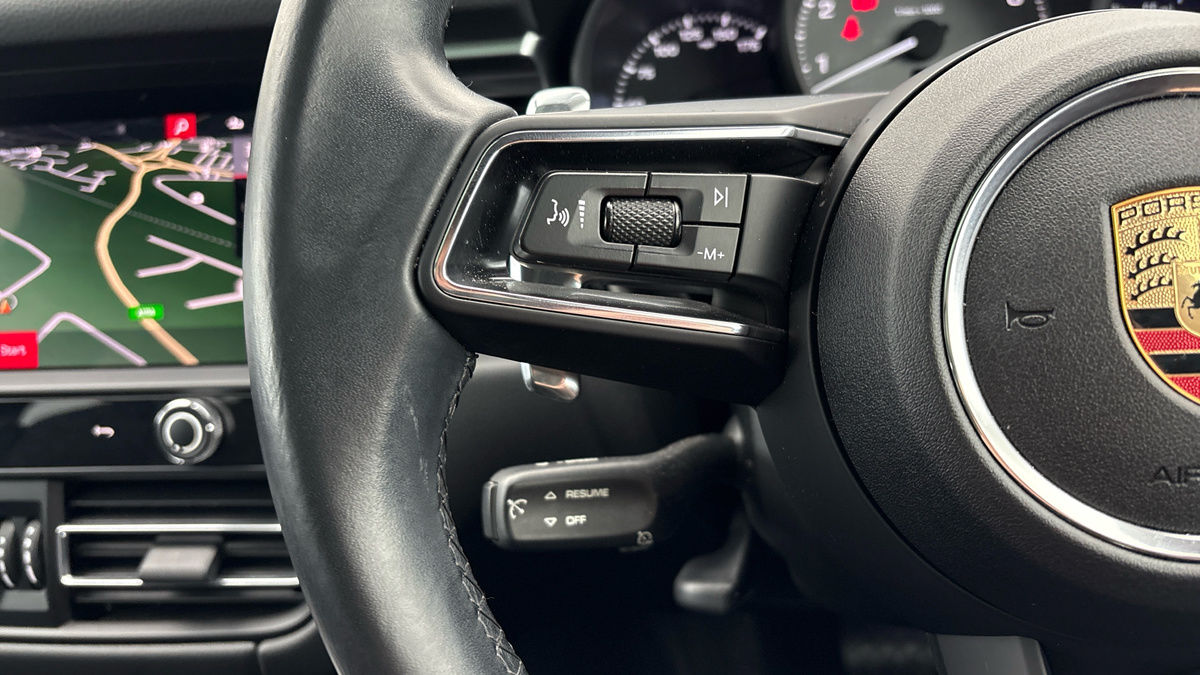 Porsche Macan Image 13