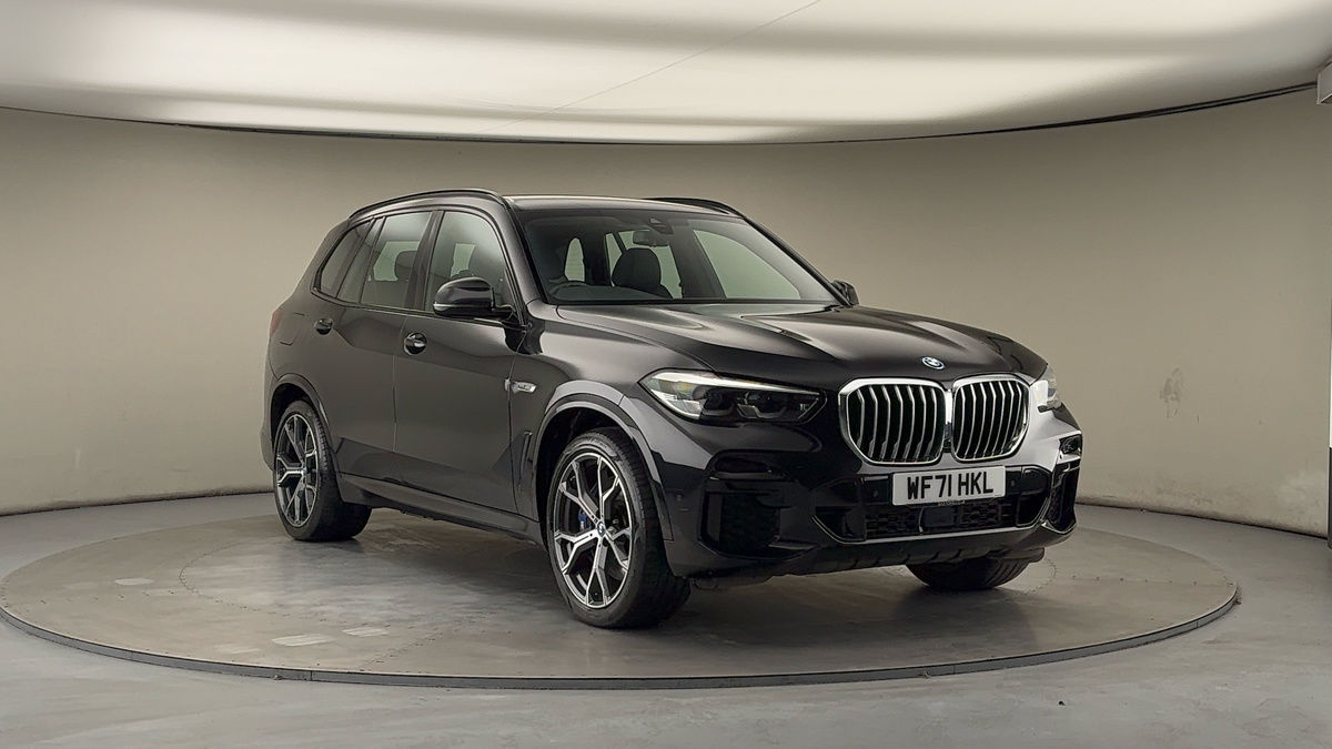 BMW X5 Sticky Header Image