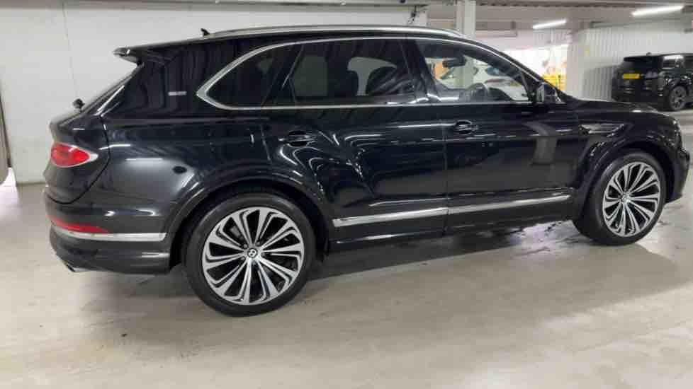 More views of Bentley Bentayga
