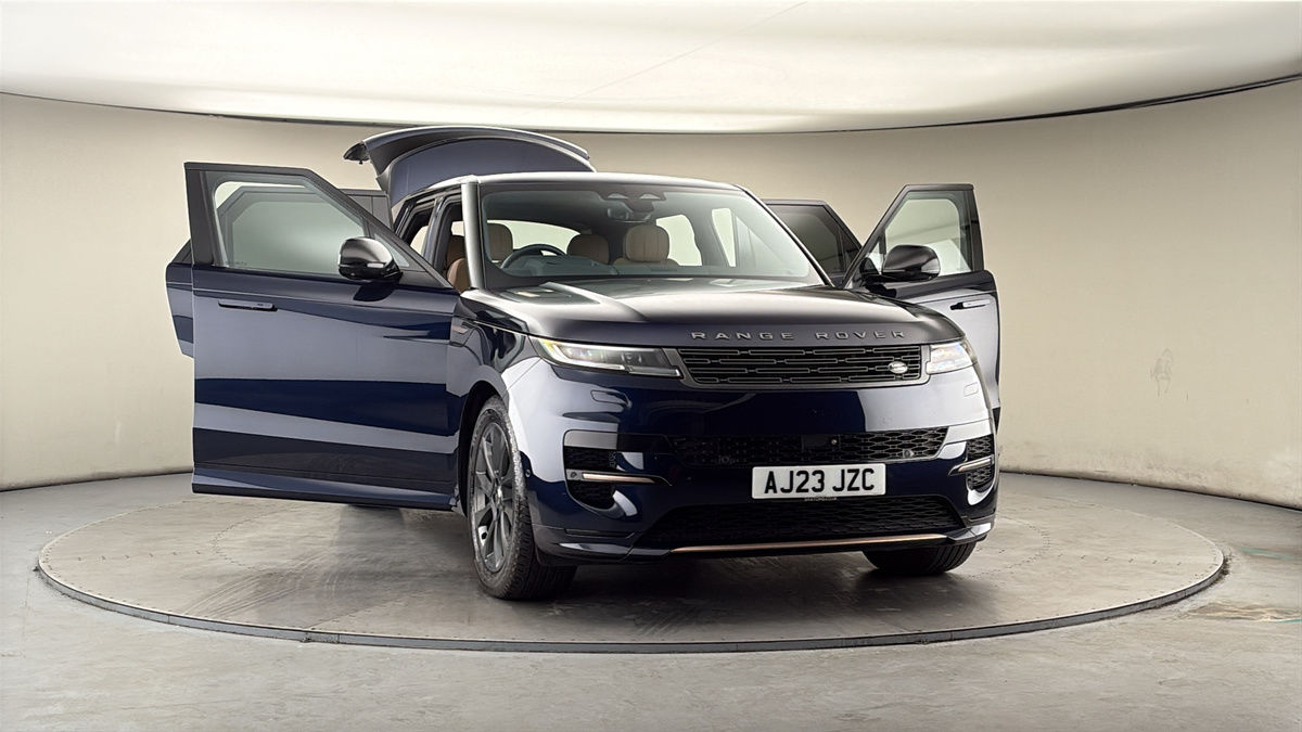 More views of Land Rover Range Rover Sport