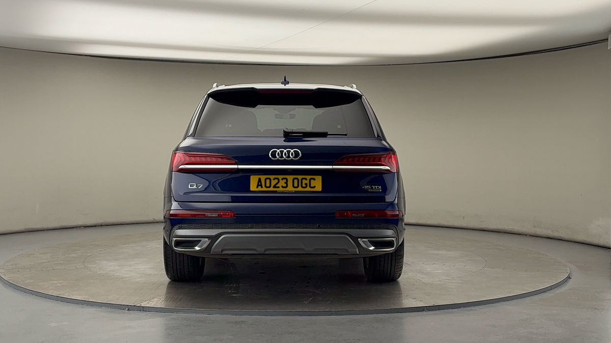 Audi Q7 Image 4