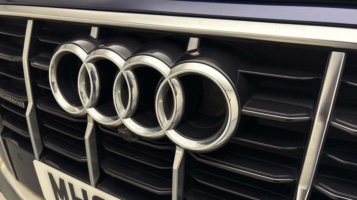 Audi Q7 Image 24