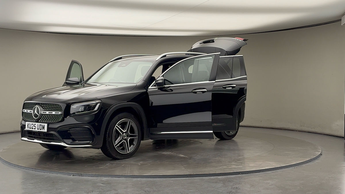 More views of Mercedes-Benz GLB