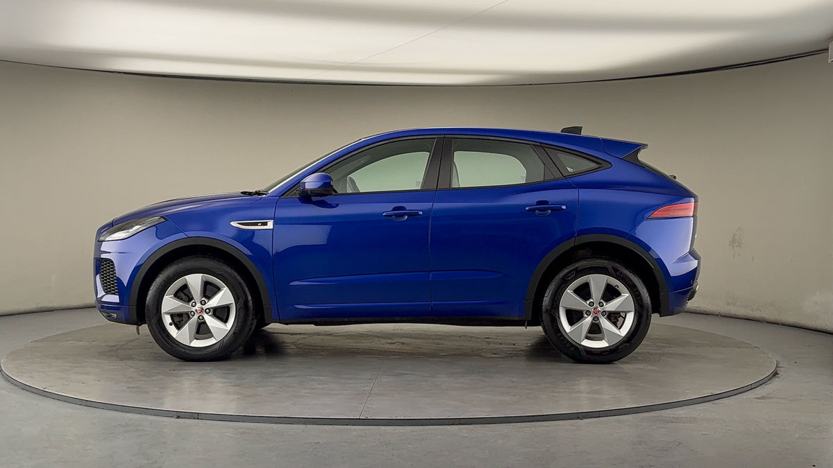 Jaguar E-PACE Image 15