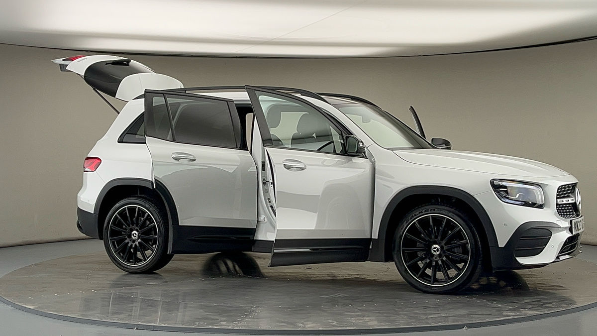 More views of Mercedes-Benz GLB