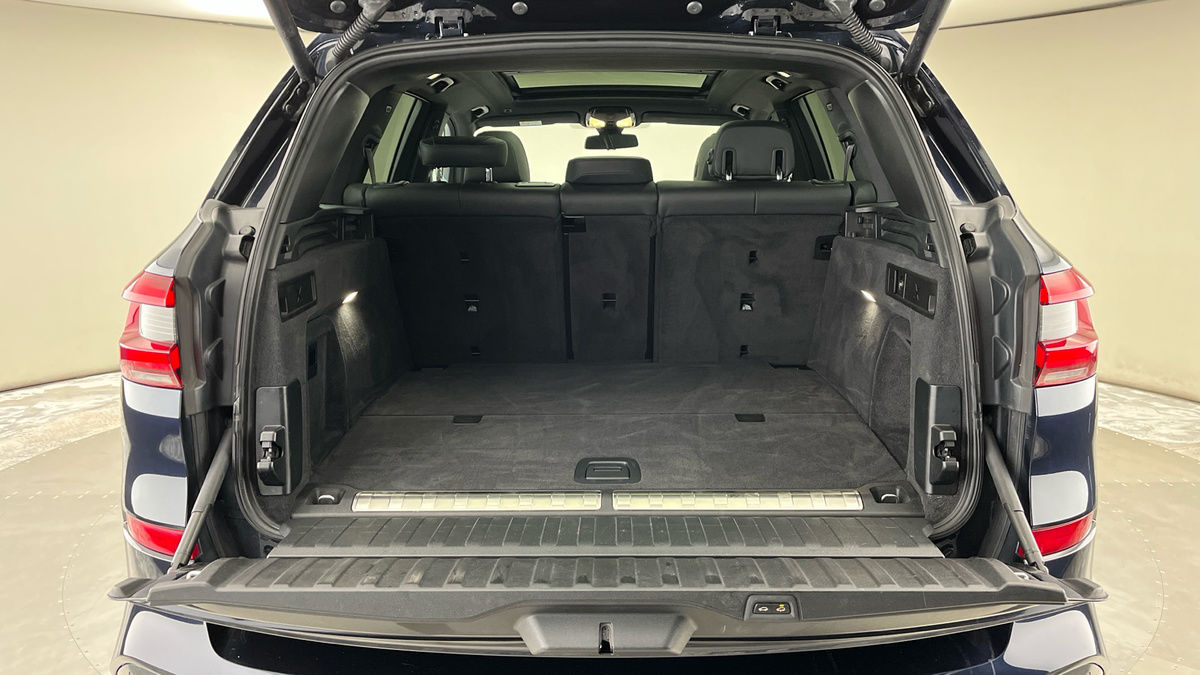 BMW X5 Image 11