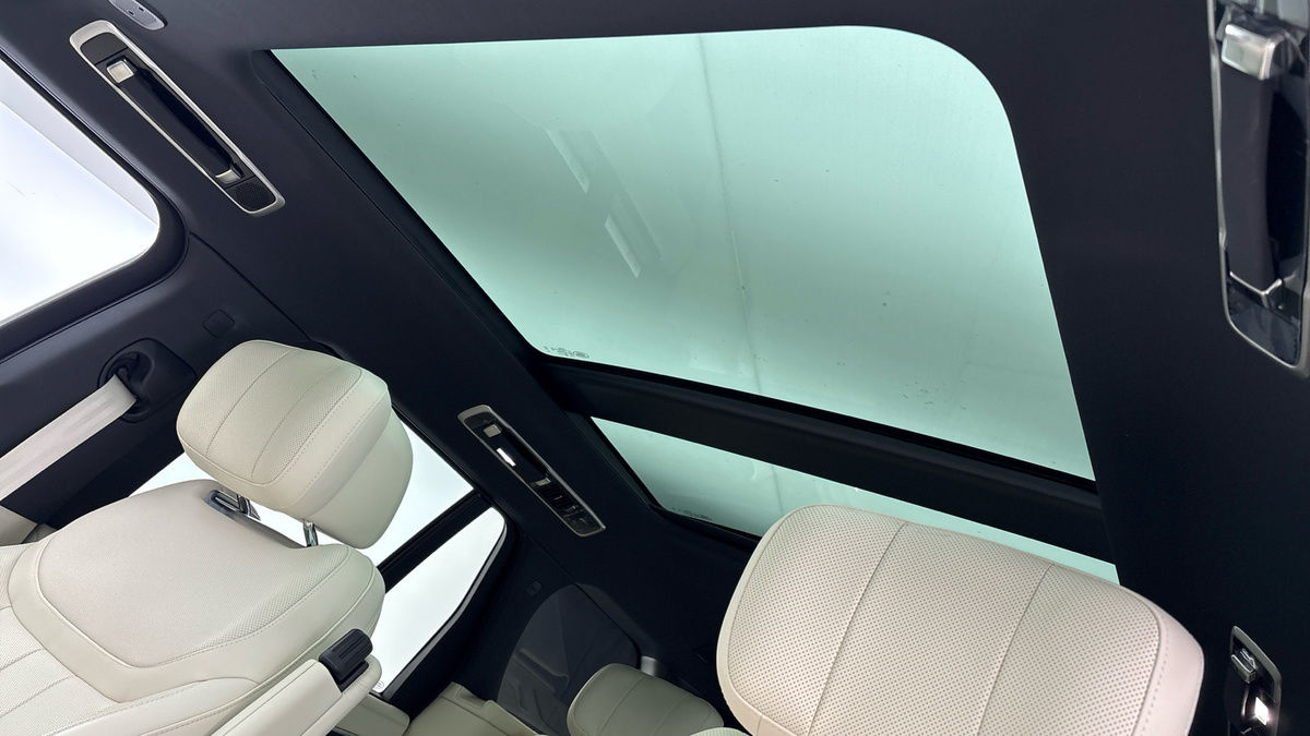 Land Rover Range Rover Image 6