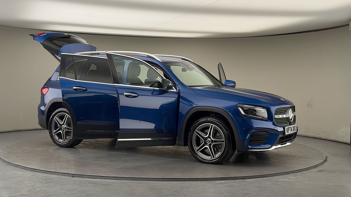 More views of Mercedes-Benz GLB