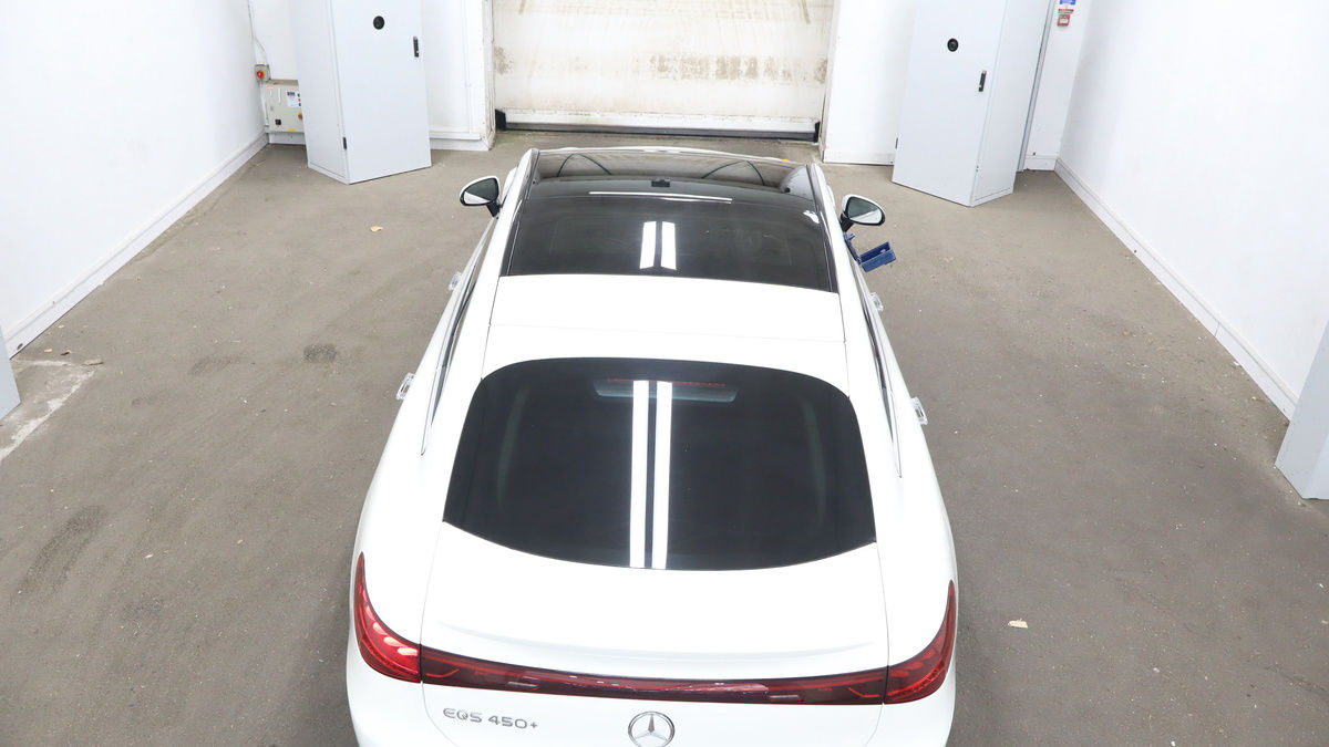Mercedes-Benz EQS Image 8