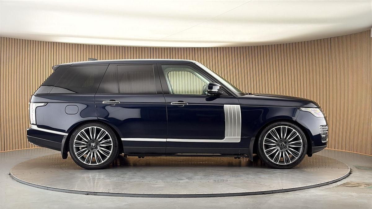 Land Rover Range Rover Image 16