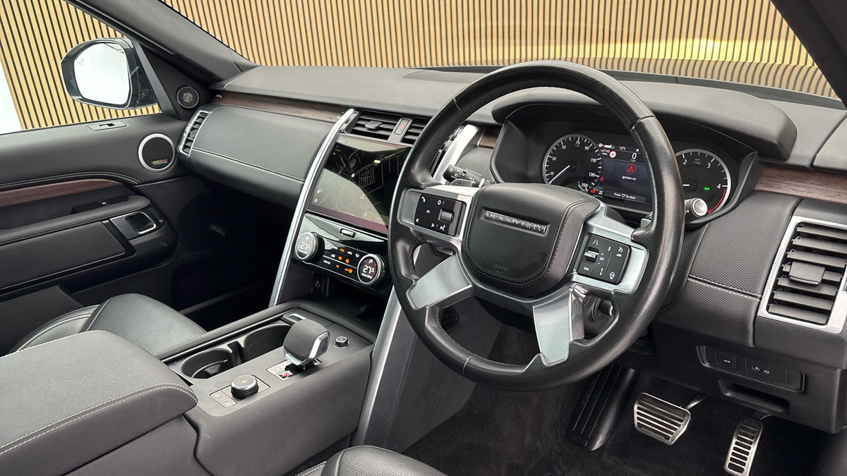 Land Rover Discovery Image 5