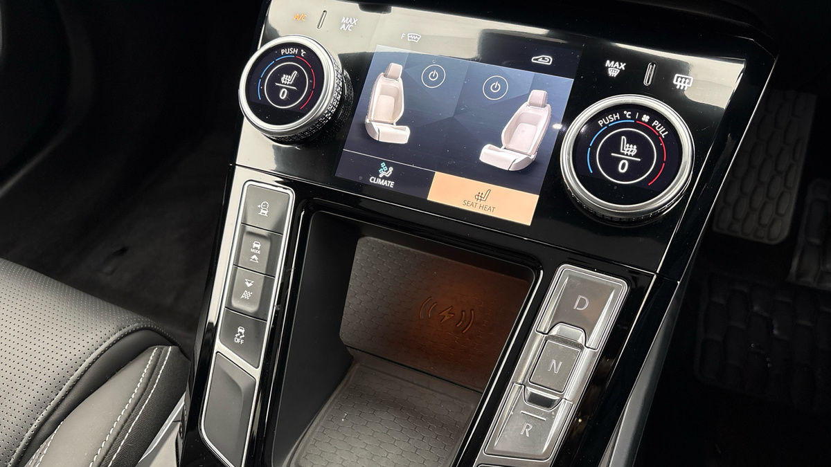 Jaguar I-PACE Image 26