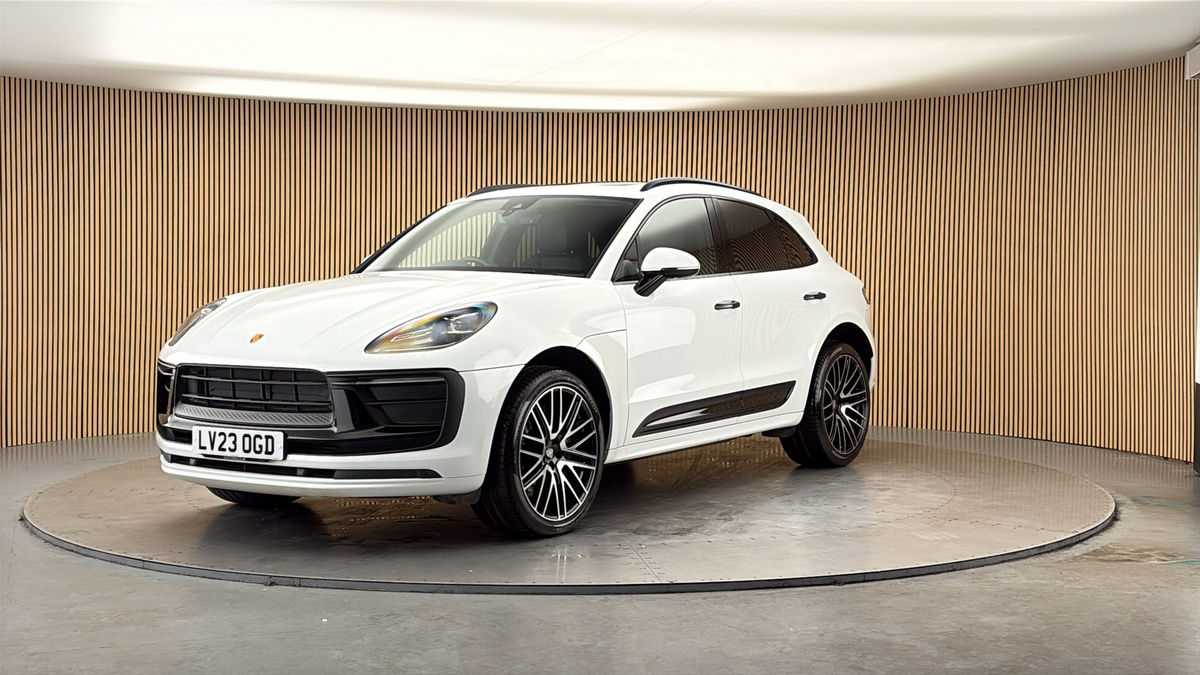 More views of Porsche Macan
