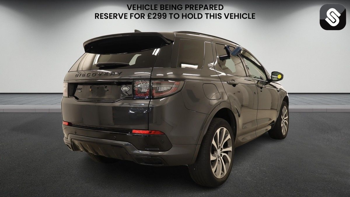 Land Rover Discovery Sport Image 4
