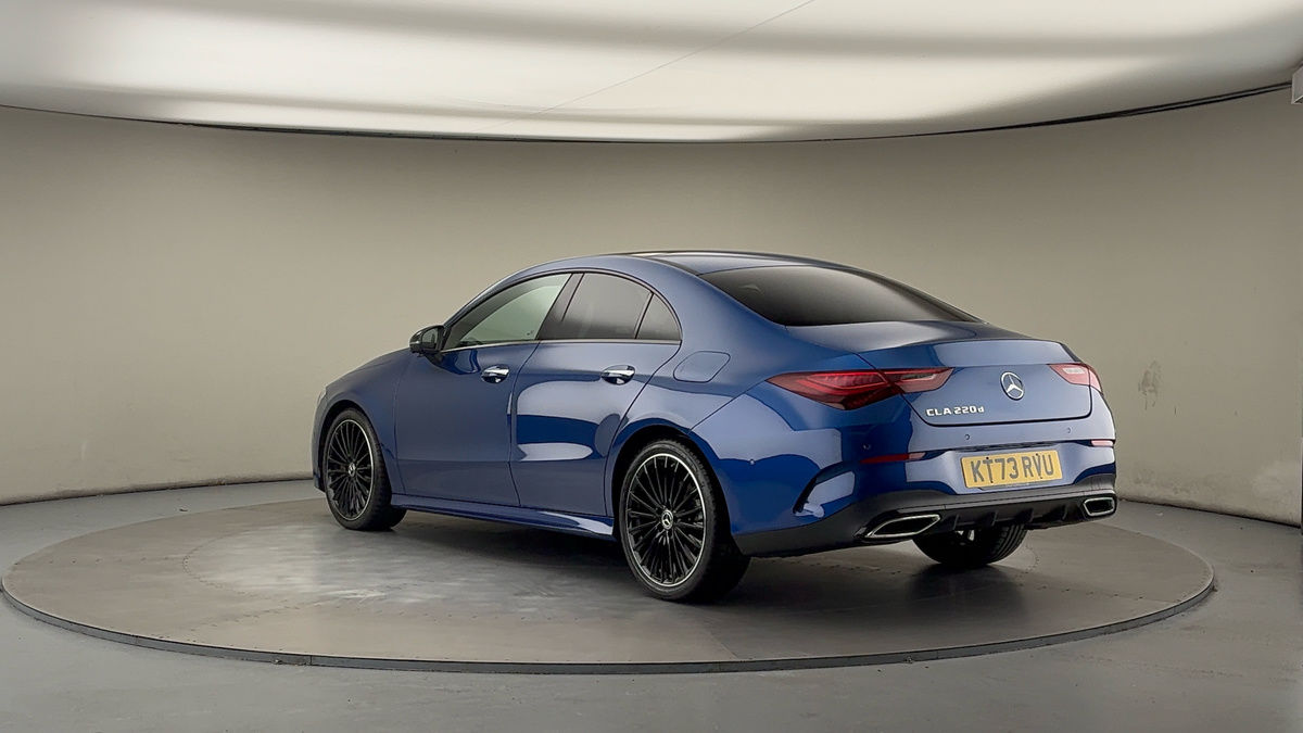 Mercedes-Benz CLA Image 2