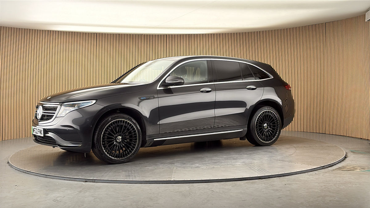 More views of Mercedes-Benz EQC